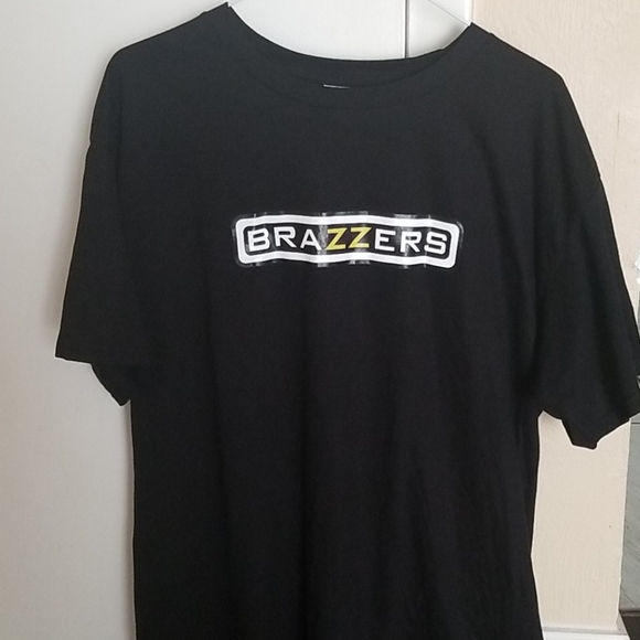 Men's Brazzers T shirt Large - Picture 2 of 3